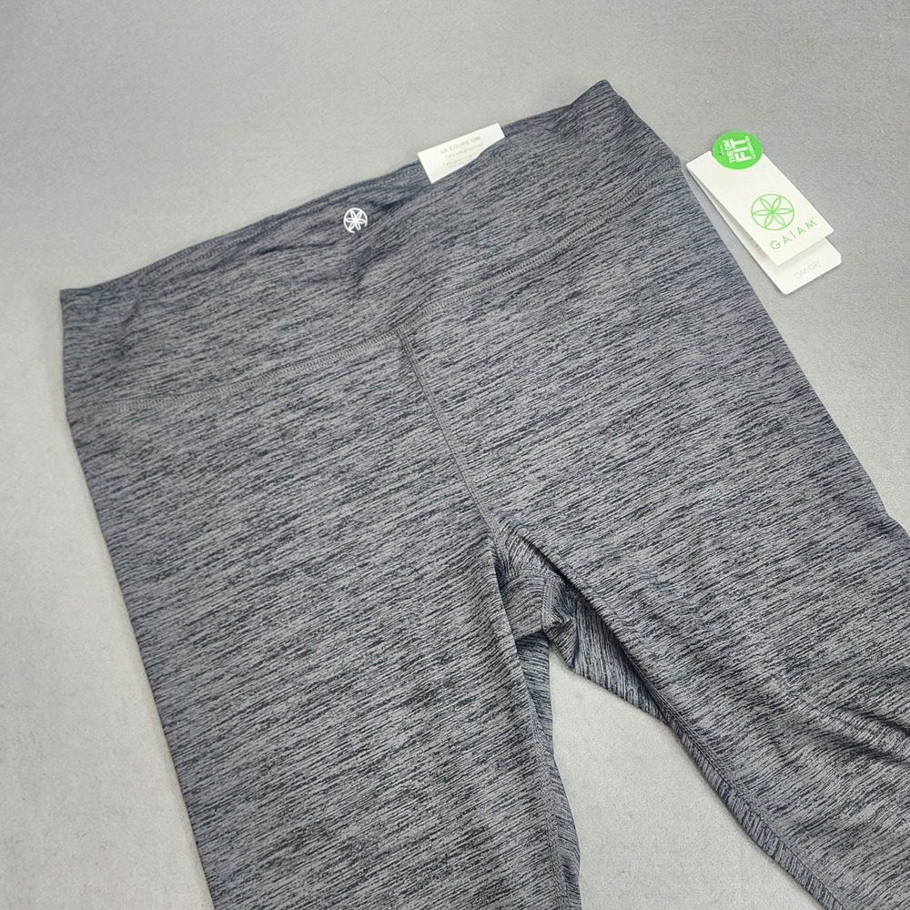 Gaiam Prism Capri Leggings Charcoal Pink Mandala Yoga Womens Large NEW